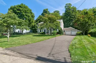 37 Stevenson Rd, Fairfield, CT 06825 - Photo 3