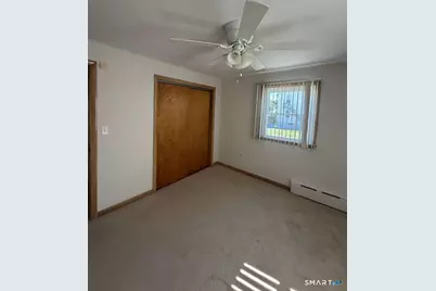 20 Venice Avenue, Waterbury, CT 06708 - Photo 11