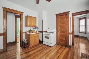 172 Chatham St, New Haven, CT 06513 - Photo 7