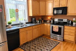 37 Ballymeade Ln, Windsor, CT 06095 - Photo 7