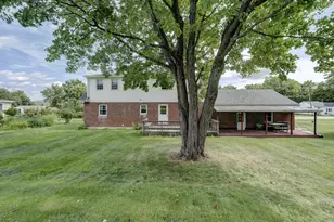 222 Maplewood Ave, Torrington, CT 06790 - Photo 7
