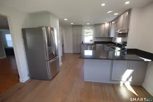 112 Pratt St, Glastonbury, CT 06033 - Photo 7