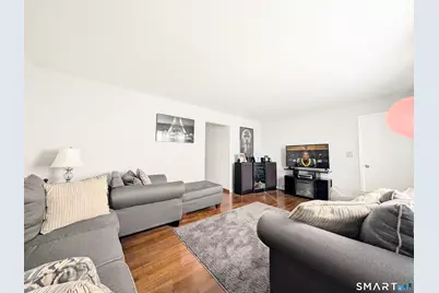 102 Lenox Avenue, Bridgeport, CT 06605 - Photo 9