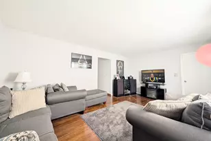 102 Lenox Ave, Bridgeport, CT 06605 - Photo 9