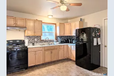 102 Lenox Avenue, Bridgeport, CT 06605 - Photo 23