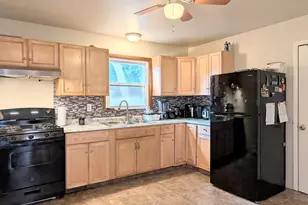 102 Lenox Ave, Bridgeport, CT 06605 - Photo 23