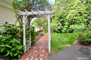 136 Village Gate Dr, Southington, CT 06489 - Photo 37