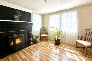 146 Roosevelt Dr, Seymour, CT 06483 - Photo 9
