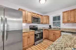 146 Roosevelt Dr, Seymour, CT 06483 - Photo 3