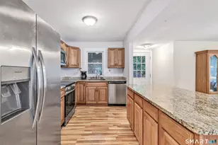146 Roosevelt Dr, Seymour, CT 06483 - Photo 7