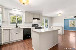 814 New Litchfield St, Torrington, CT 06790 - Photo 9