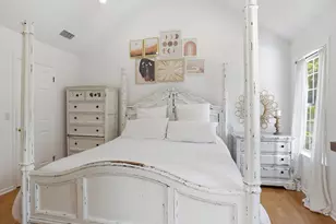 74 Hastings Ln, Stamford, CT 06905 - Photo 13