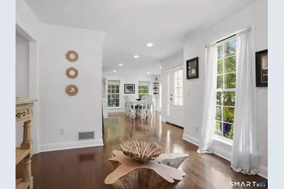 74 Hastings Lane, Stamford, CT 06905 - Photo 5