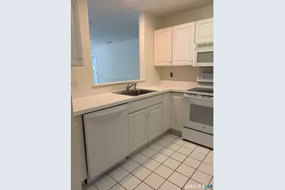 75 Washington Avenue #5-104, Hamden, CT 06518 - Photo 5