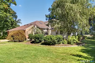 5 Sand Creek Dr, Old Saybrook, CT 06475 - Photo 1