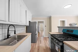 151 Center St, Manchester, CT 06040 - Photo 9