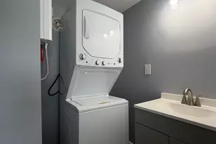 252 Leetes Island Rd, Branford, CT 06405 - Photo 9