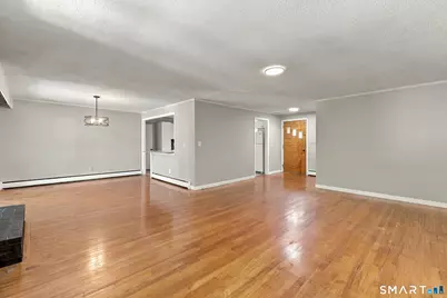 9 Alderwood Drive, West Hartford, CT 06117 - Photo 3