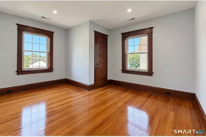 44 Locust Avenue, Danbury, CT 06810 - Photo 13