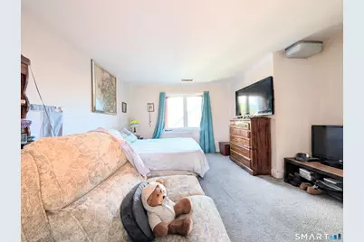 393 Laurel Avenue #302, Bridgeport, CT 06604 - Photo 35