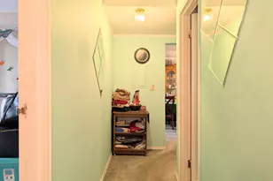 393 Laurel Ave, Bridgeport, CT 06604 - Photo 29
