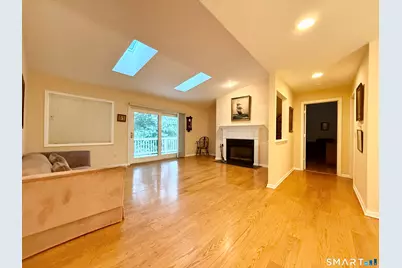 12 Boulevard Drive #32-175, Danbury, CT 06470 - Photo 11