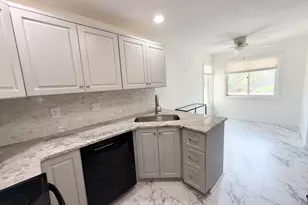 12 Blvd Dr, Danbury, CT 06470 - Photo 5