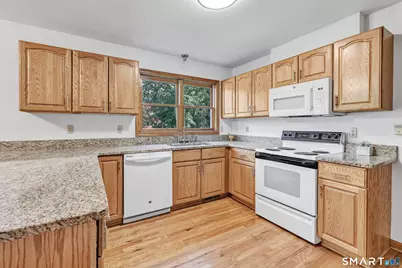 379 Waverly Road, Shelton, CT 06484 - Photo 13