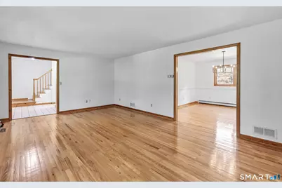 379 Waverly Road, Shelton, CT 06484 - Photo 9