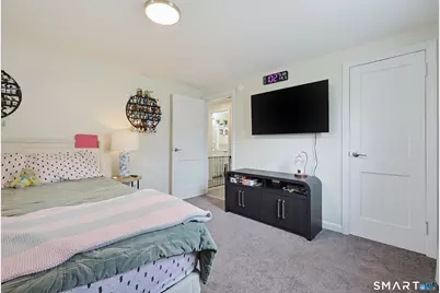 57 Pinehurst Avenue, New Britain, CT 06053 - Photo 21