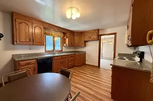 347 Fairlea Rd, Orange, CT 06477 - Photo 17