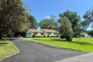 347 Fairlea Rd, Orange, CT 06477 - Photo 7