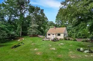 328 N Stonington Rd, Stonington, CT 06378 - Photo 3