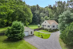 328 N Stonington Rd, Stonington, CT 06378 - Photo 7