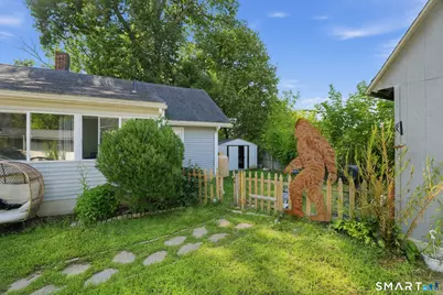 10 Centennial Street, Putnam, CT 06260 - Photo 3