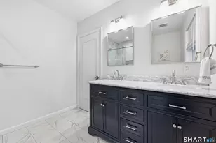 2960 E Main St, Bridgeport, CT 06610 - Photo 13