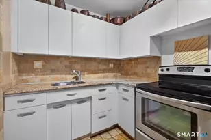 100 York St, New Haven, CT 06511 - Photo 7