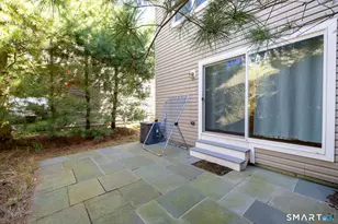 65 Aiken St, Norwalk, CT 06851 - Photo 31