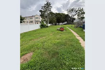 691 Second Avenue, West Haven, CT 06516 - Photo 11