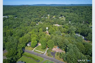 418 Lovely Street, Avon, CT 06001 - Photo 3