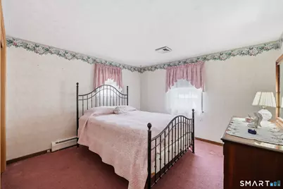 23 Middlesex Drive, Enfield, CT 06082 - Photo 27