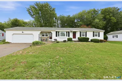23 Middlesex Drive, Enfield, CT 06082 - Photo 3