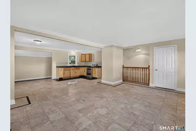 348 Bayonet Street, New London, CT 06320 - Photo 27