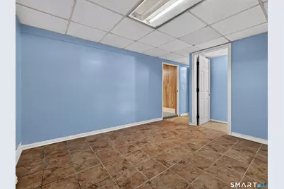 348 Bayonet Street, New London, CT 06320 - Photo 17