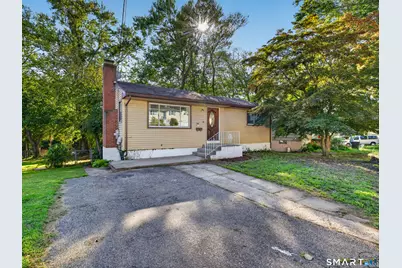 348 Bayonet Street, New London, CT 06320 - Photo 1
