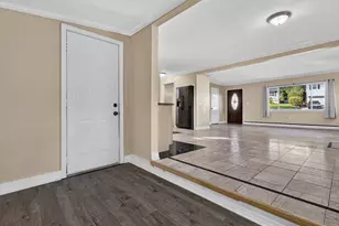 348 Bayonet St, New London, CT 06320 - Photo 7