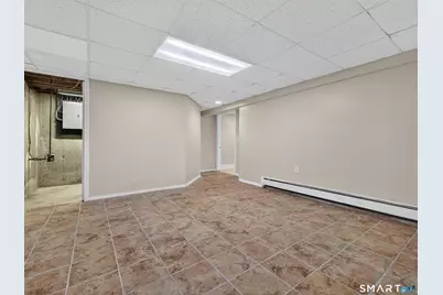 348 Bayonet Street, New London, CT 06320 - Photo 33