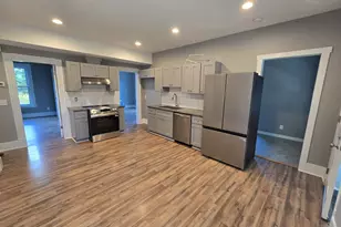 5 New St, Shelton, CT 06484 - Photo 3