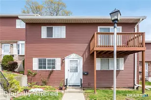 41 Patricia Rd, Bridgeport, CT 06606 - Photo 1