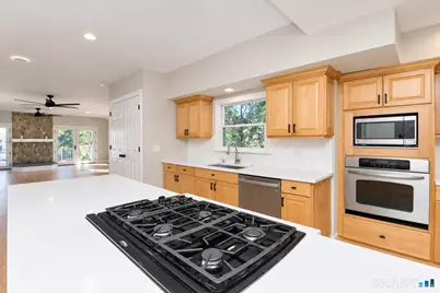 12 Center Street, Stamford, CT 06906 - Photo 27